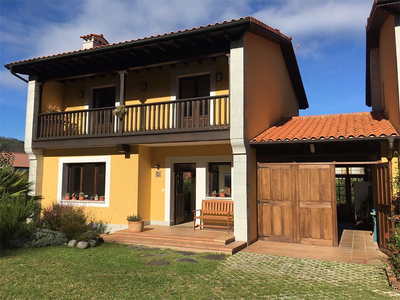 Casa adosada en Llanes, RALES, venta